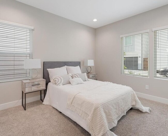 Building Photo - Luxury New Construction Home for Lease – Easter Jensen Area, North Houston