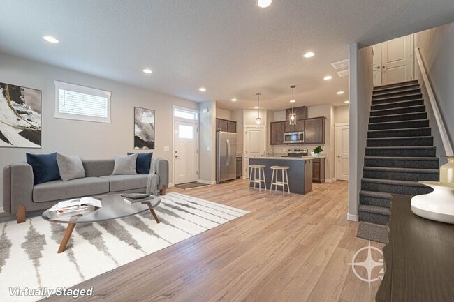 Building Photo - 4916 NE 2nd Ct