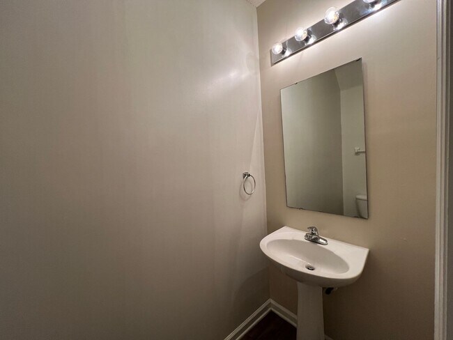 Building Photo - Available Now! Cornerstone of Watermill 3/...