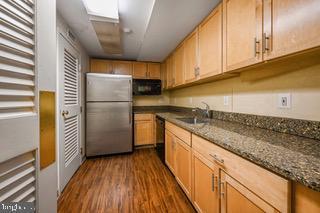 Building Photo - 940 25th St NW