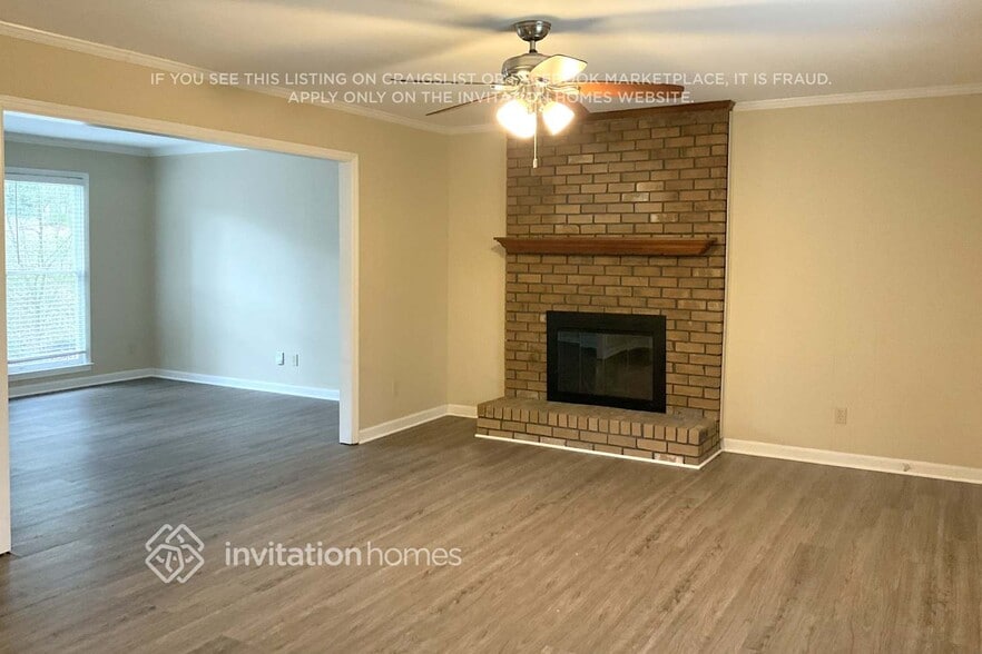 Building Photo - 651 Willow Ridge Dr NE
