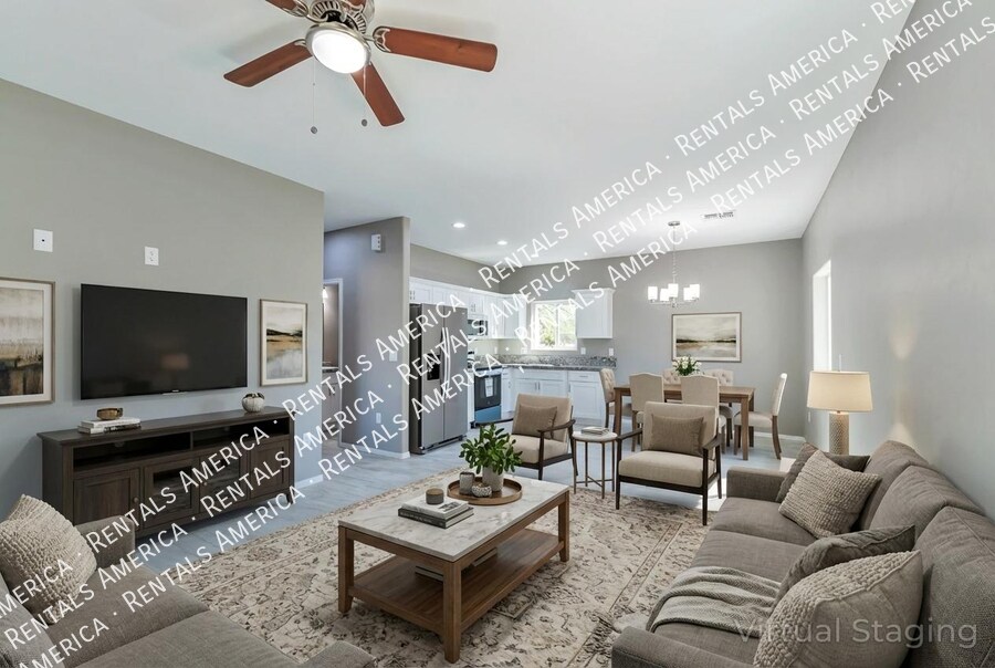 Building Photo - 1625 N Mountain View Ave