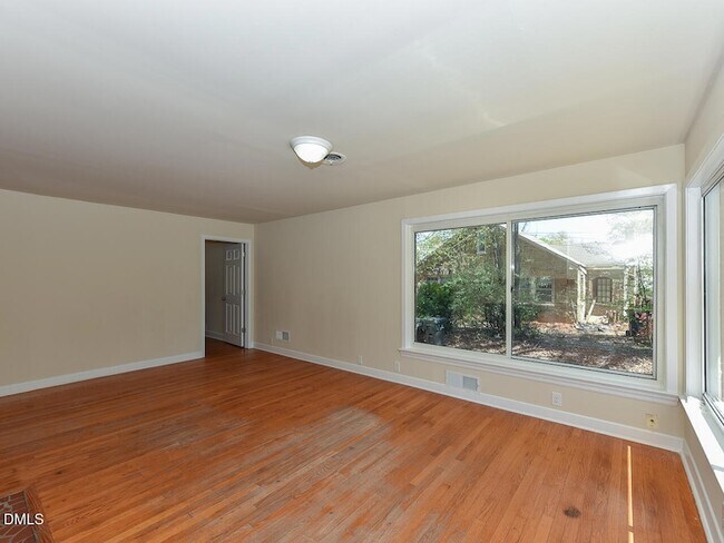 Building Photo - 4916 Western Blvd