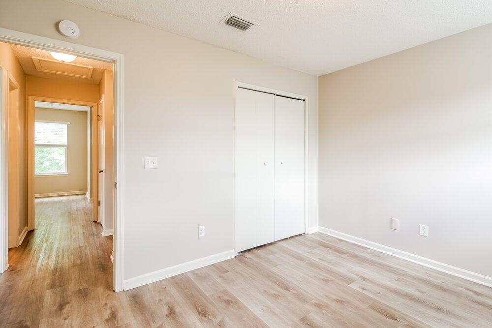 Building Photo - 7849 Moss Pointe Trail W