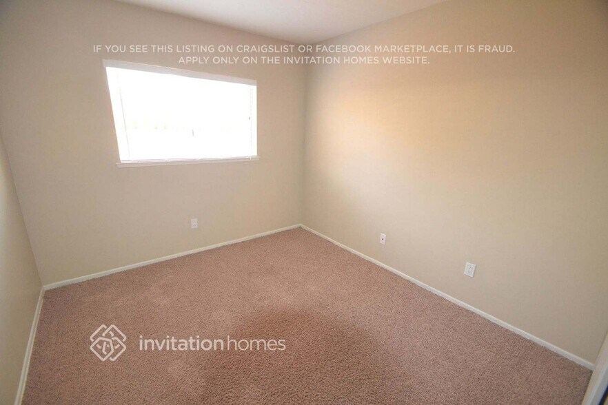 Building Photo - 20827 Calwood St