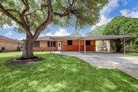 Building Photo - 5819 Anaqua Dr