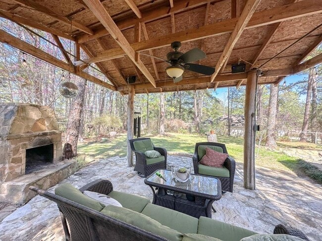 Building Photo - 251 Pine View Loop