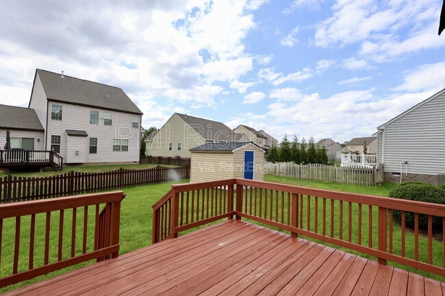 Building Photo - 6924 Swanhaven Dr