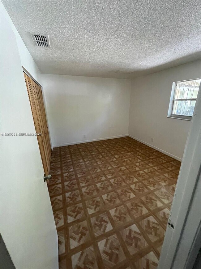 Building Photo - 3677 Florida Ave