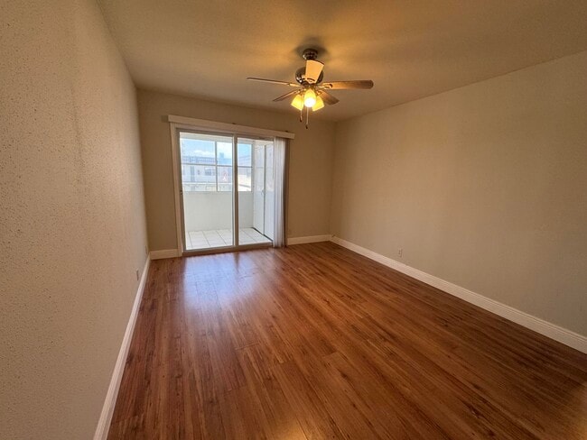Building Photo - 457 Brittany Dr