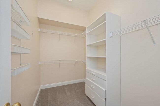 Building Photo - 1697 Glenwood Ct