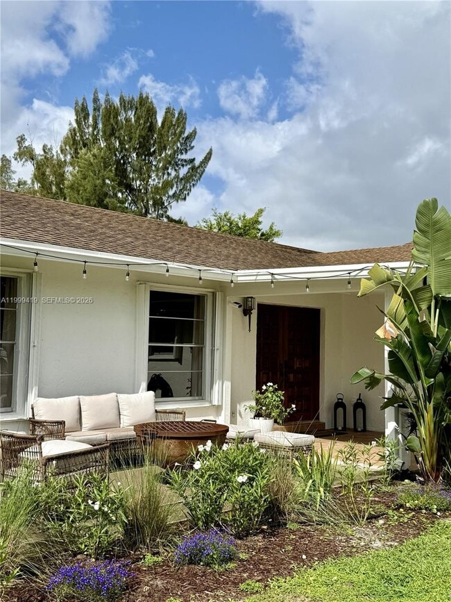 Building Photo - 625 Whippoorwill Terrace