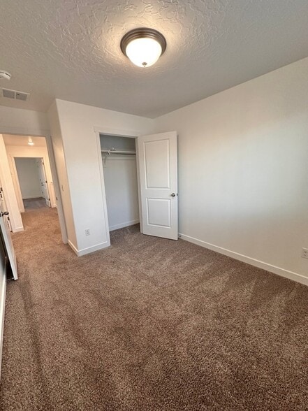 Building Photo - 44 N Voyager Ln