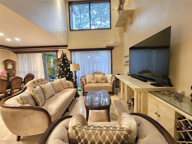 Building Photo - 21028 NE 34th Ct