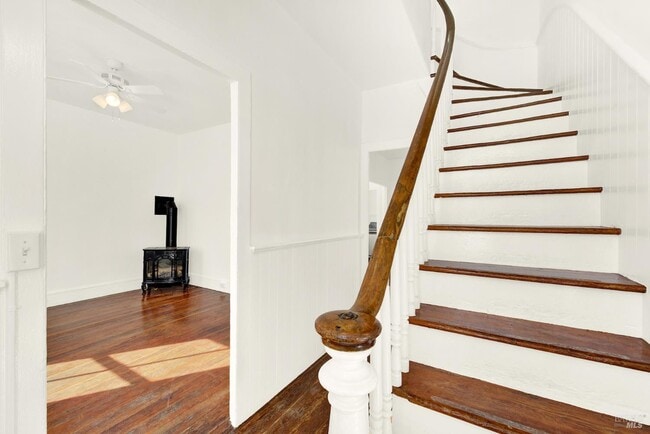 Building Photo - 520 Indian Aly