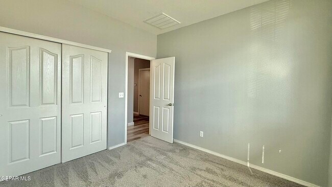 Building Photo - 13139 Saker Dr