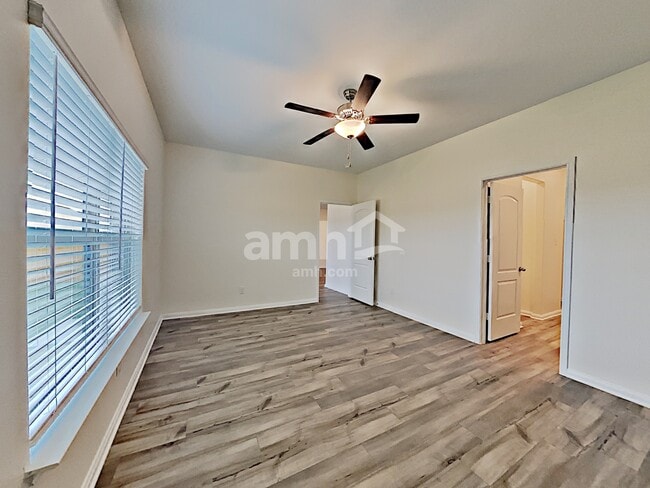 Building Photo - 3137 Bowen St