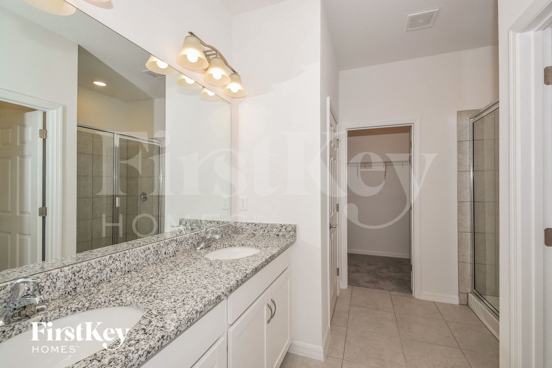 Building Photo - 320 Corbel Ln