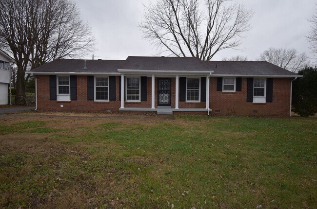 Primary Photo - 3 Bedroom Pet Friendly Home For Rent!