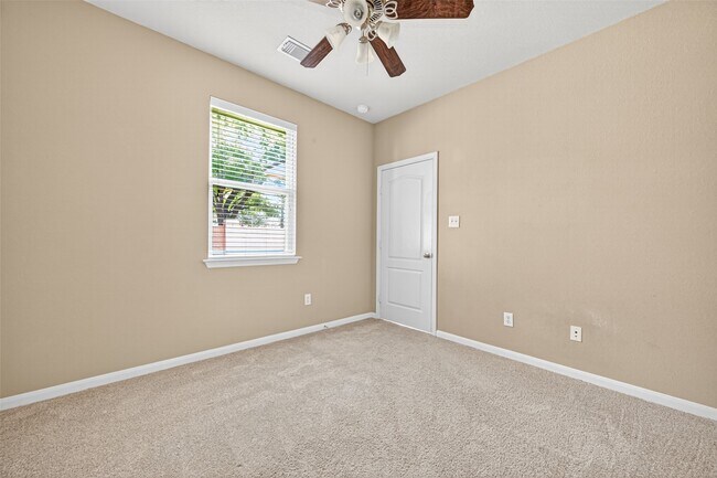 Building Photo - 4315 Wellington Grove Ln