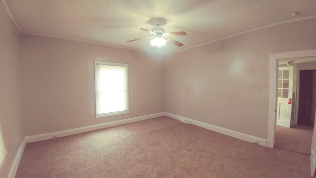 Building Photo - Cute Two Bedroom House in Cherryville for ...