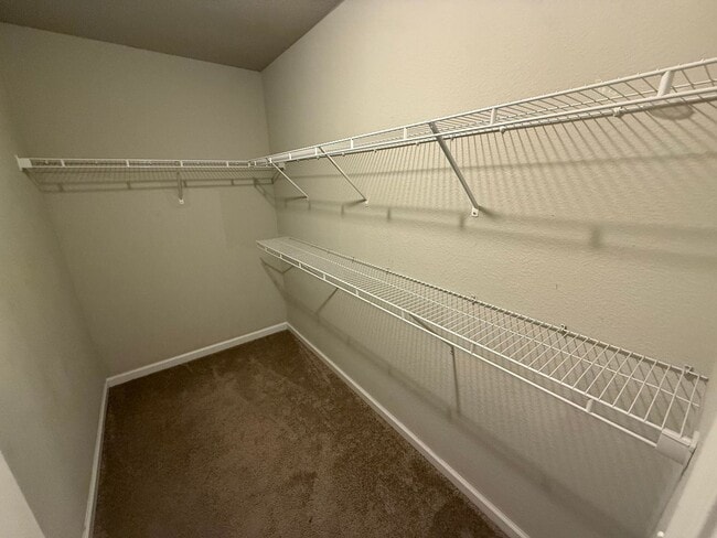 Building Photo - Stunning Move-In Ready 4BR Corner Home "ASK ABOUT OUR ZERO DEPOSIT"