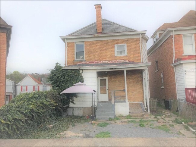 Building Photo - Marwood Avenue 537