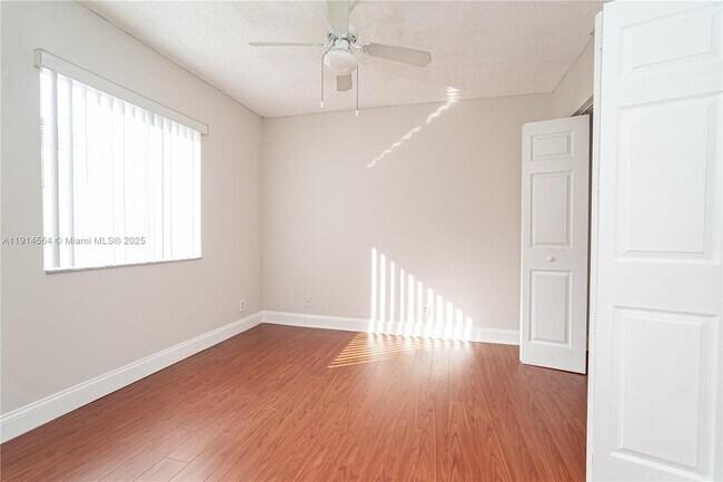 Building Photo - 1592 Salerno Cir