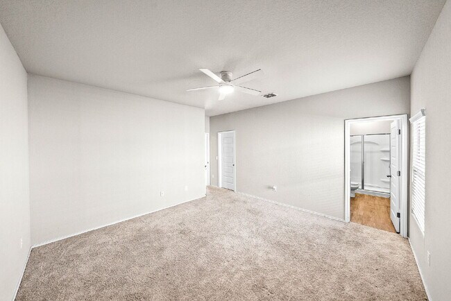 Building Photo - 7663 Stud Dr