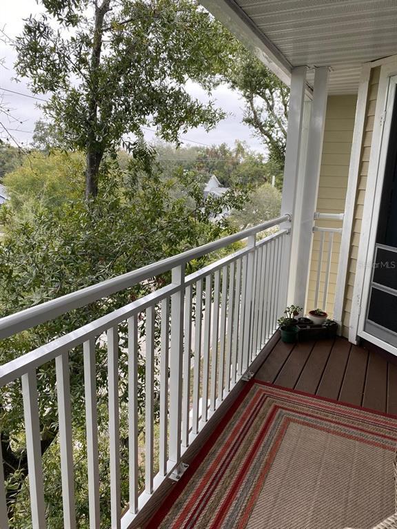 Building Photo - 1000 W Horatio St