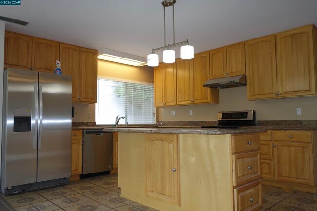 Building Photo - 112 Marchbanks Ct