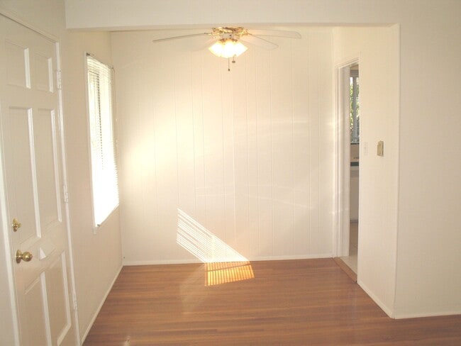 Building Photo - 6441 W 86th Pl