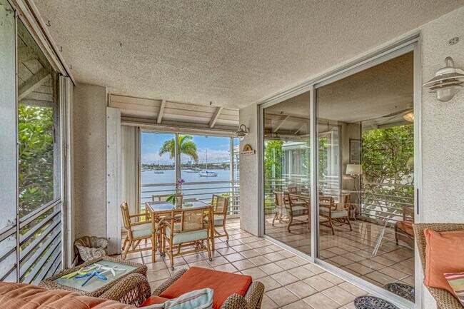 Building Photo - 1071 Sugar Sands Blvd