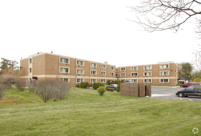 Building Photo - Tae Keuk Village Apartments