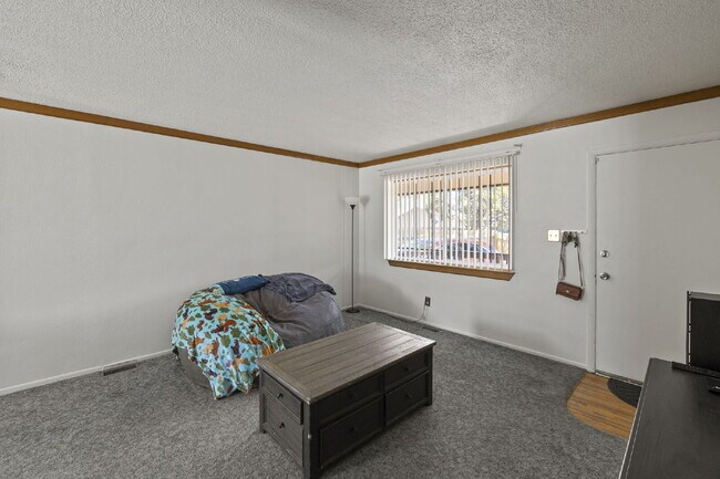 Building Photo - 2650 Willard Dr