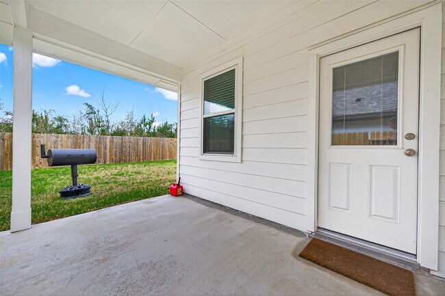 Building Photo - 11676 Whirlaway Dr