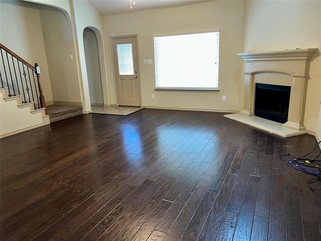 Building Photo - 8 Mapleridge Dr