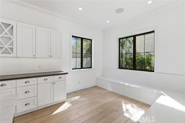 Building Photo - 1405 Oak Ave