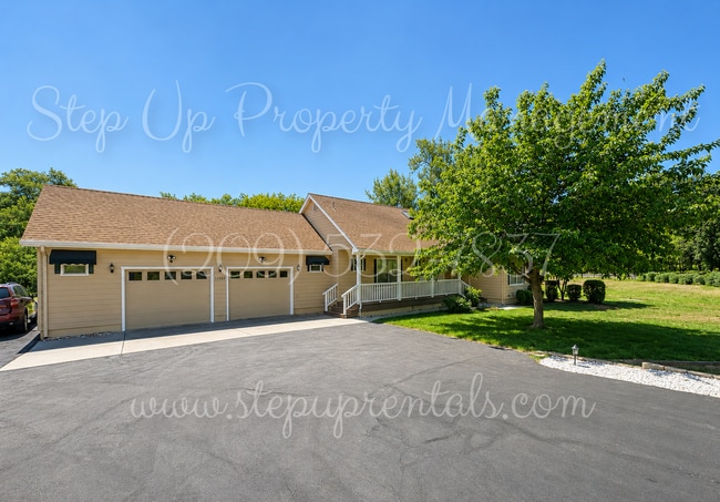 Building Photo - Spacious Curtis Creek Ranch Home in a Quiet Cul-de-Sac with Large Garage & Private Outdoor Space