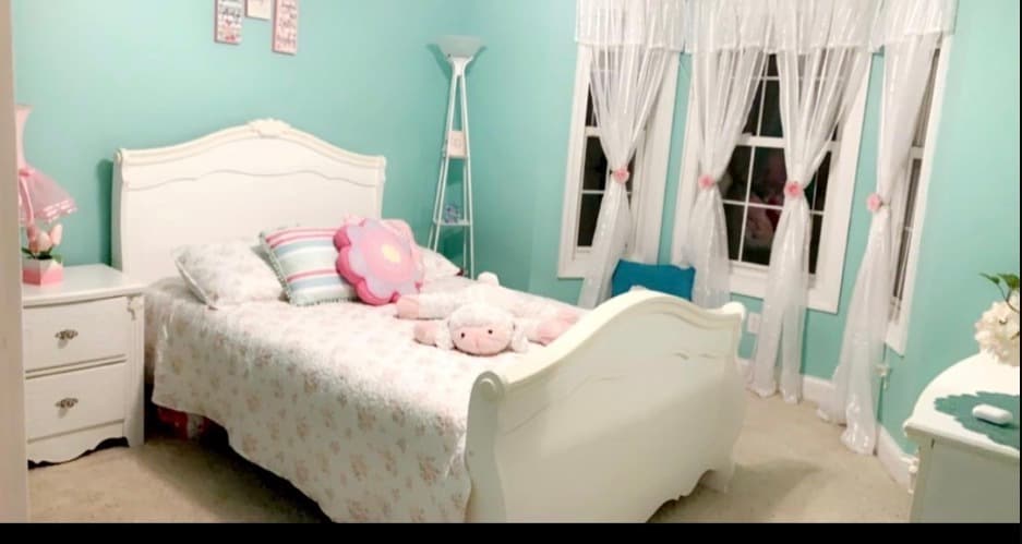 Building Photo - 110 Yorktowne Pl