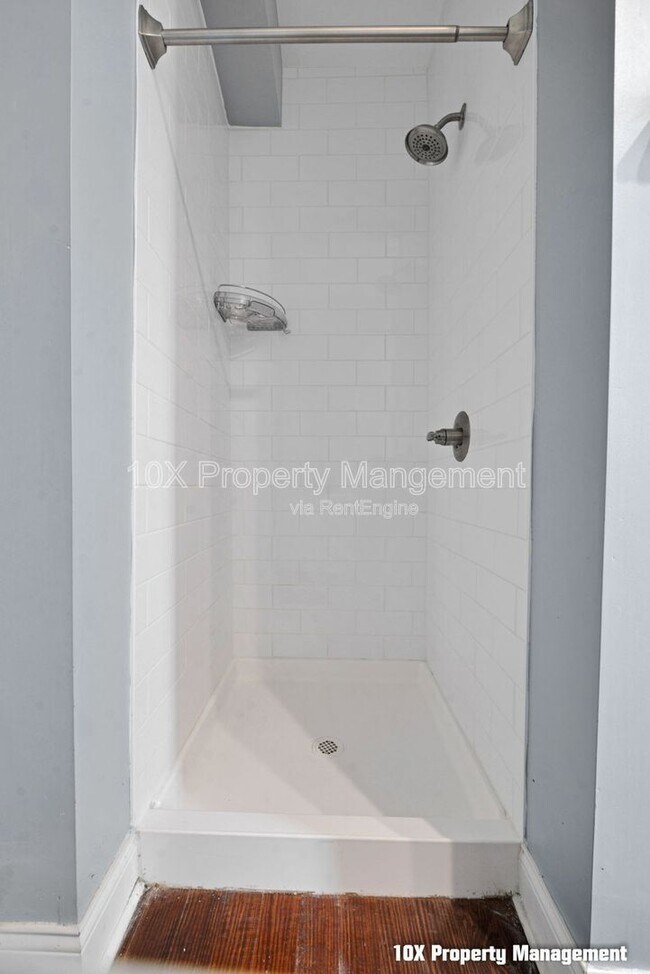 Building Photo - 309 Wilson Ave