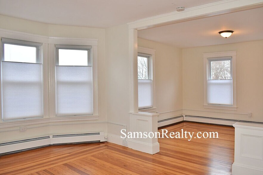 Building Photo - 172 Glenwood Ave