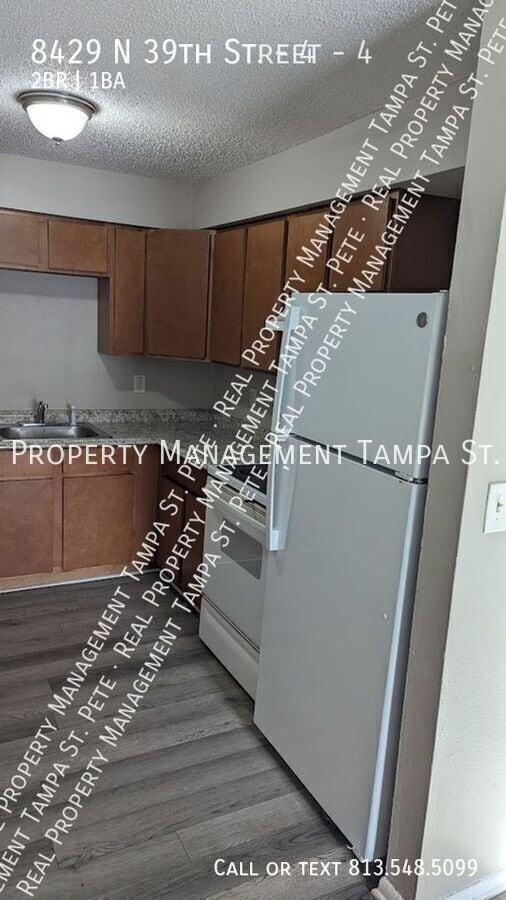 Building Photo - 8429 N 39th St