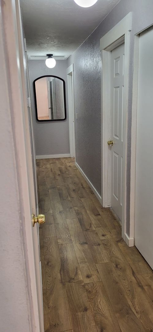 Building Photo - 480 E 4200 S