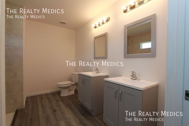 Building Photo - 978 Gulfport Rd SE