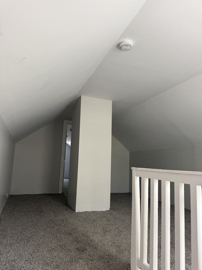 Building Photo - 3004 W Meidroth St