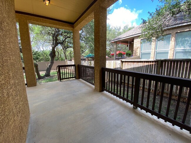 Building Photo - July Move-In Special