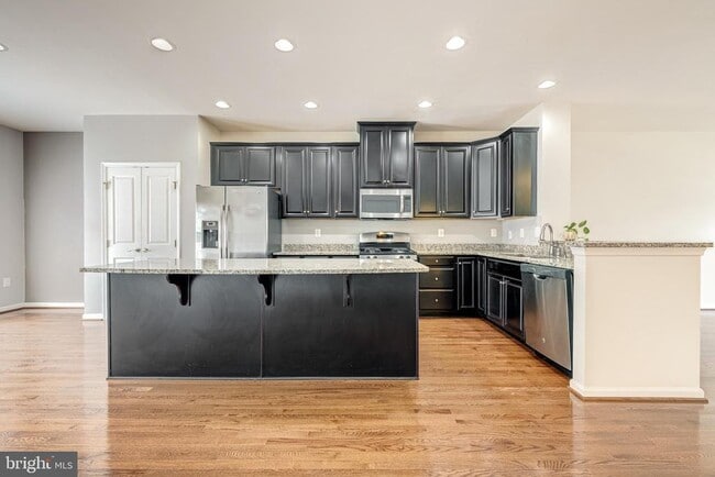 Building Photo - 41683 Overmyer Terrace