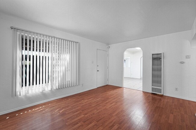 Building Photo - 7443 Prospect Ave NE