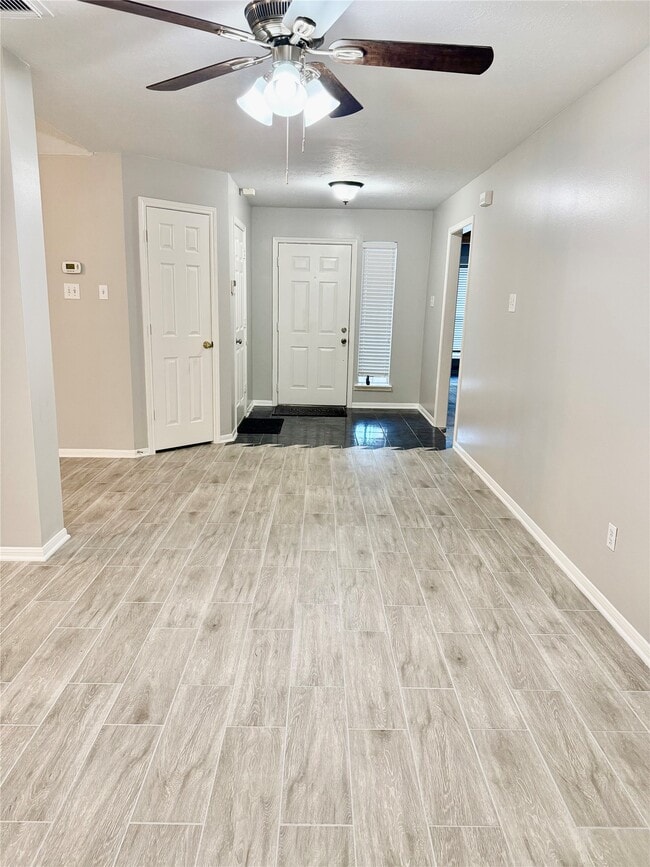 Building Photo - 10827 Moonlit Meadows Ct